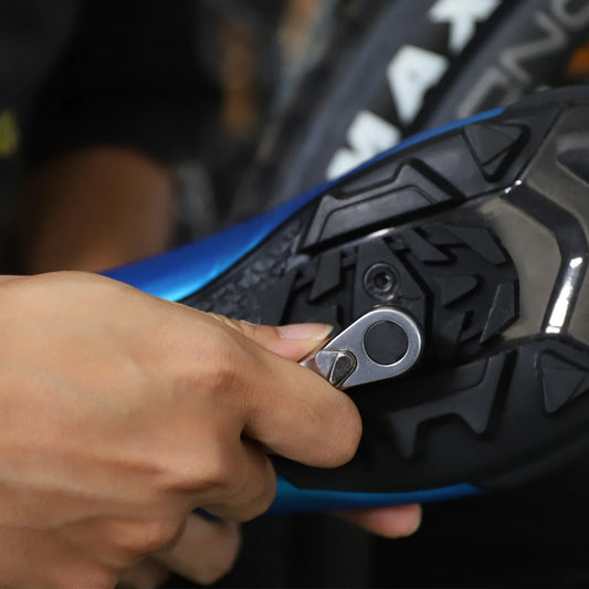 MTB Cleat to Flat Pedal Shoe Converter – Lightweight Cycling Conversion Kit for Shimano, Specialized, Trek, SIDI